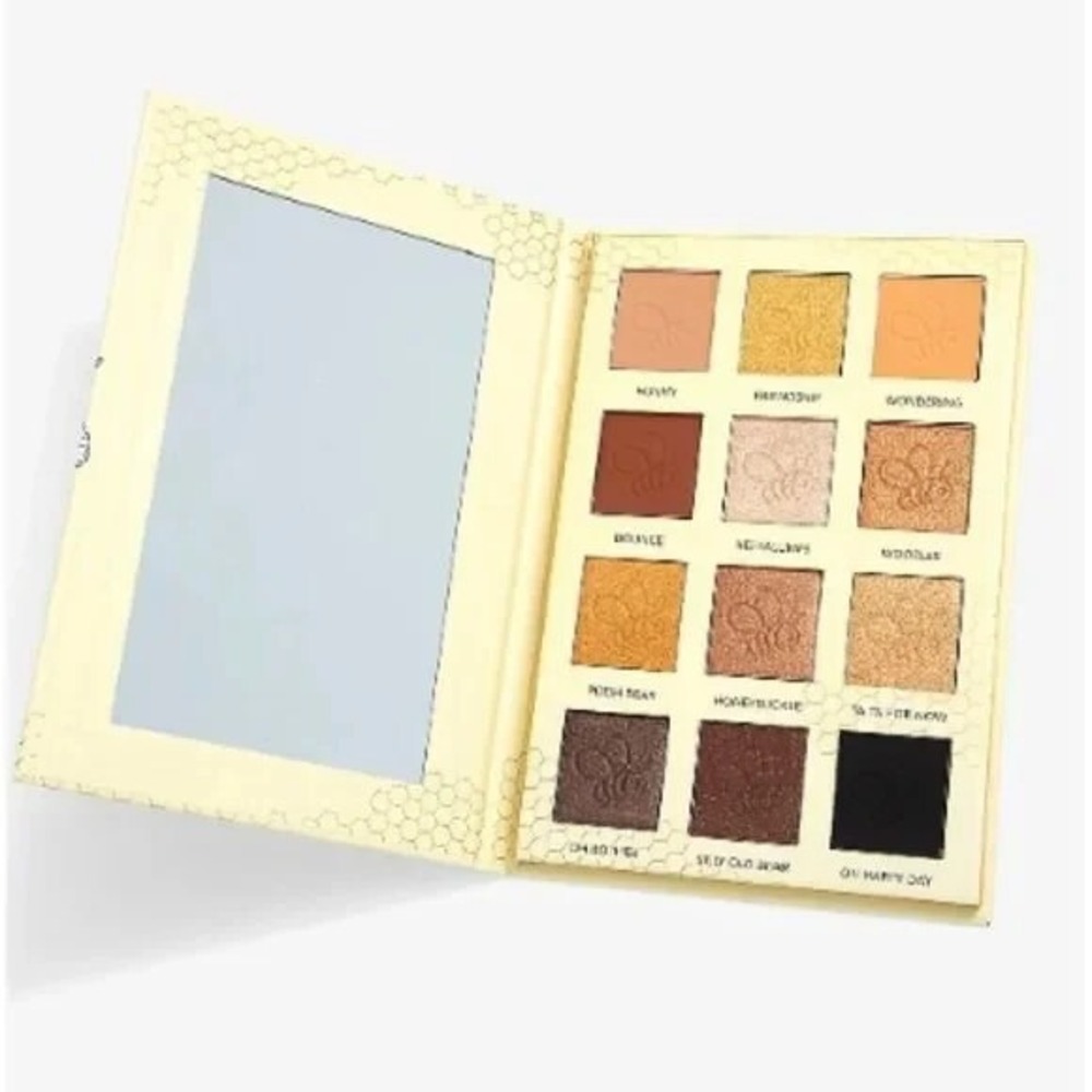 Disney Winnie The Pooh Honey Eyeshadow Palette‎